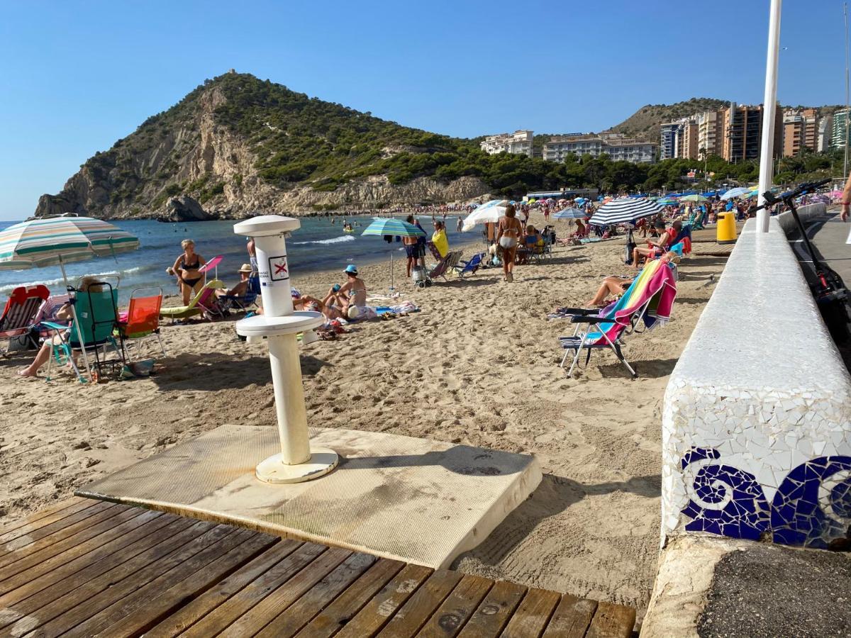 Estudio Calafin 56 فينيسترات المظهر الخارجي الصورة