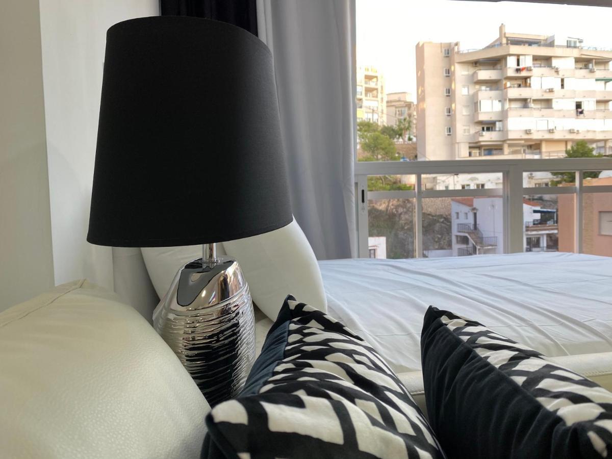 Estudio Calafin 56 فينيسترات المظهر الخارجي الصورة