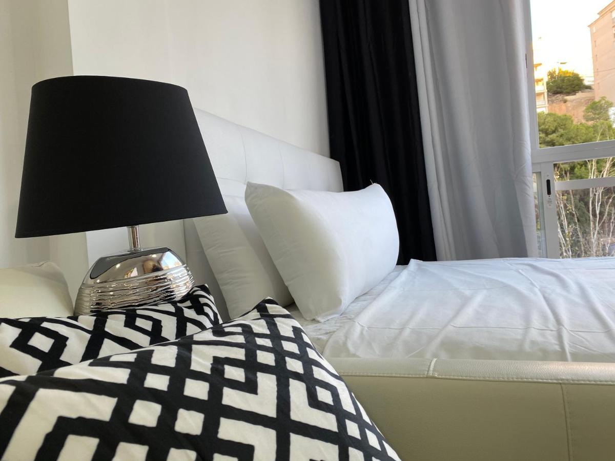 Estudio Calafin 56 فينيسترات المظهر الخارجي الصورة