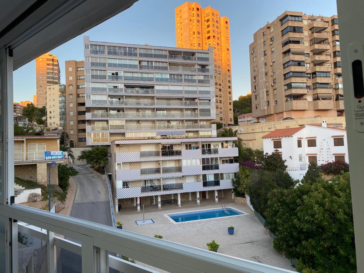 Estudio Calafin 56 فينيسترات المظهر الخارجي الصورة