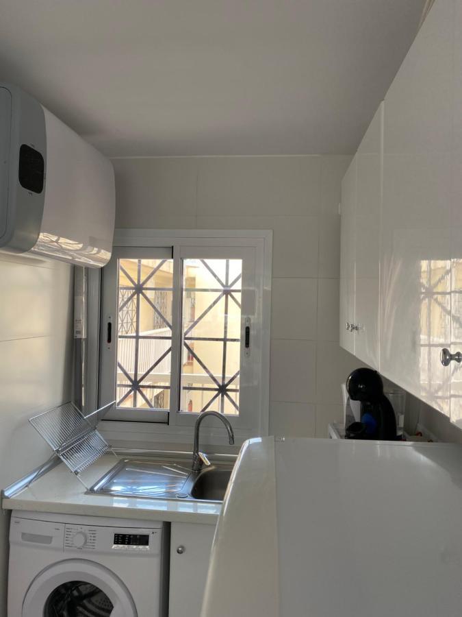 Estudio Calafin 56 فينيسترات المظهر الخارجي الصورة