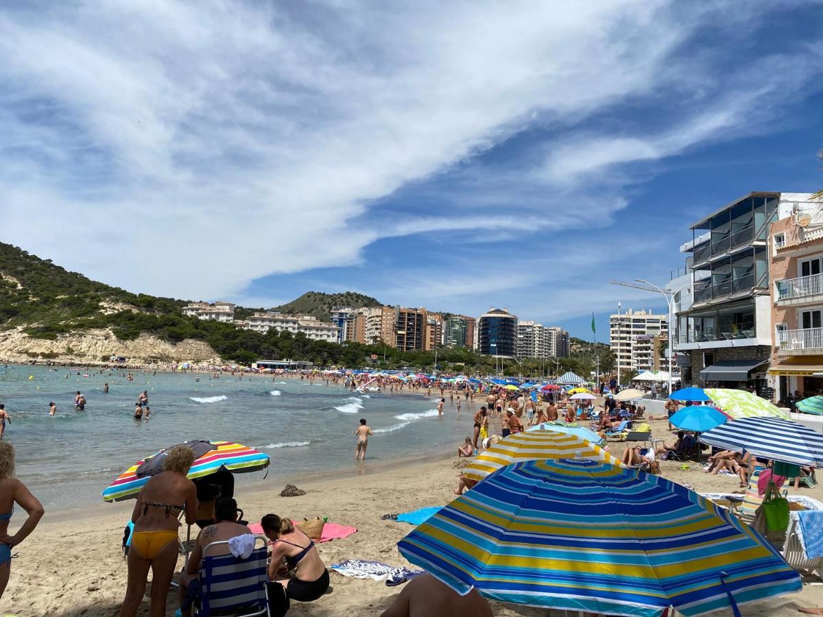 Estudio Calafin 56 فينيسترات المظهر الخارجي الصورة